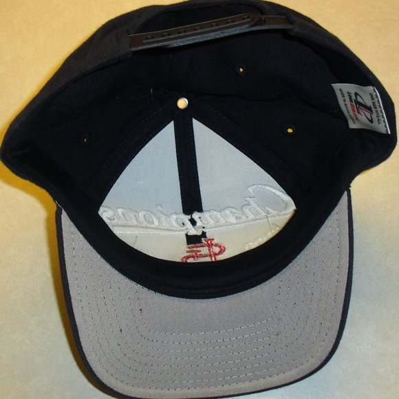 St. Louis Cardinals Vintage 2000 Central NL Division Champions Snapback hat New - Picture 2 of 4